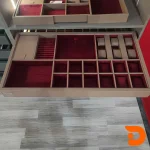 جای-زیورآلات-ریلی-داسی-رنگ-بژ